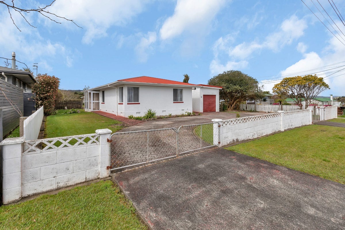 96 Cartwright Road, Onerahi, Whangarei - Carousel 1