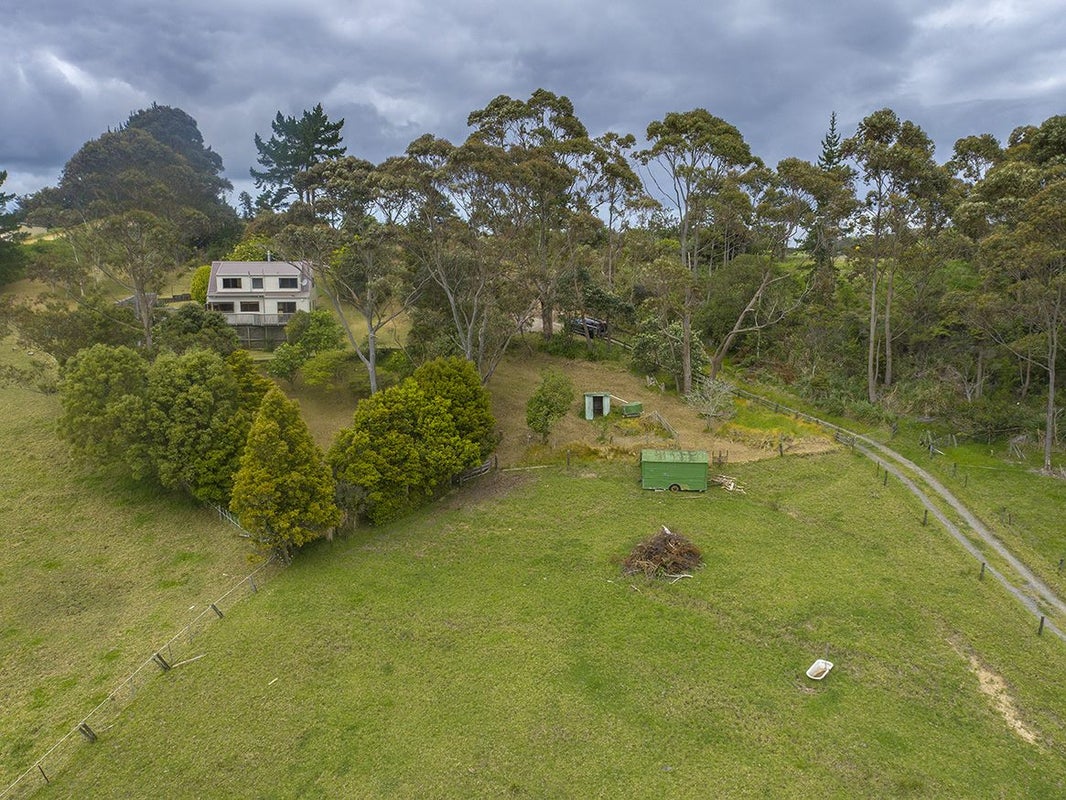 136 Mclachlan Road, Warkworth - Carousel 41