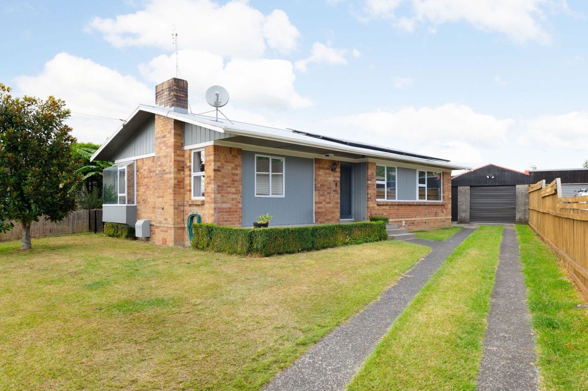 9 Frederick Drive, Dinsdale, Hamilton - Carousel 1