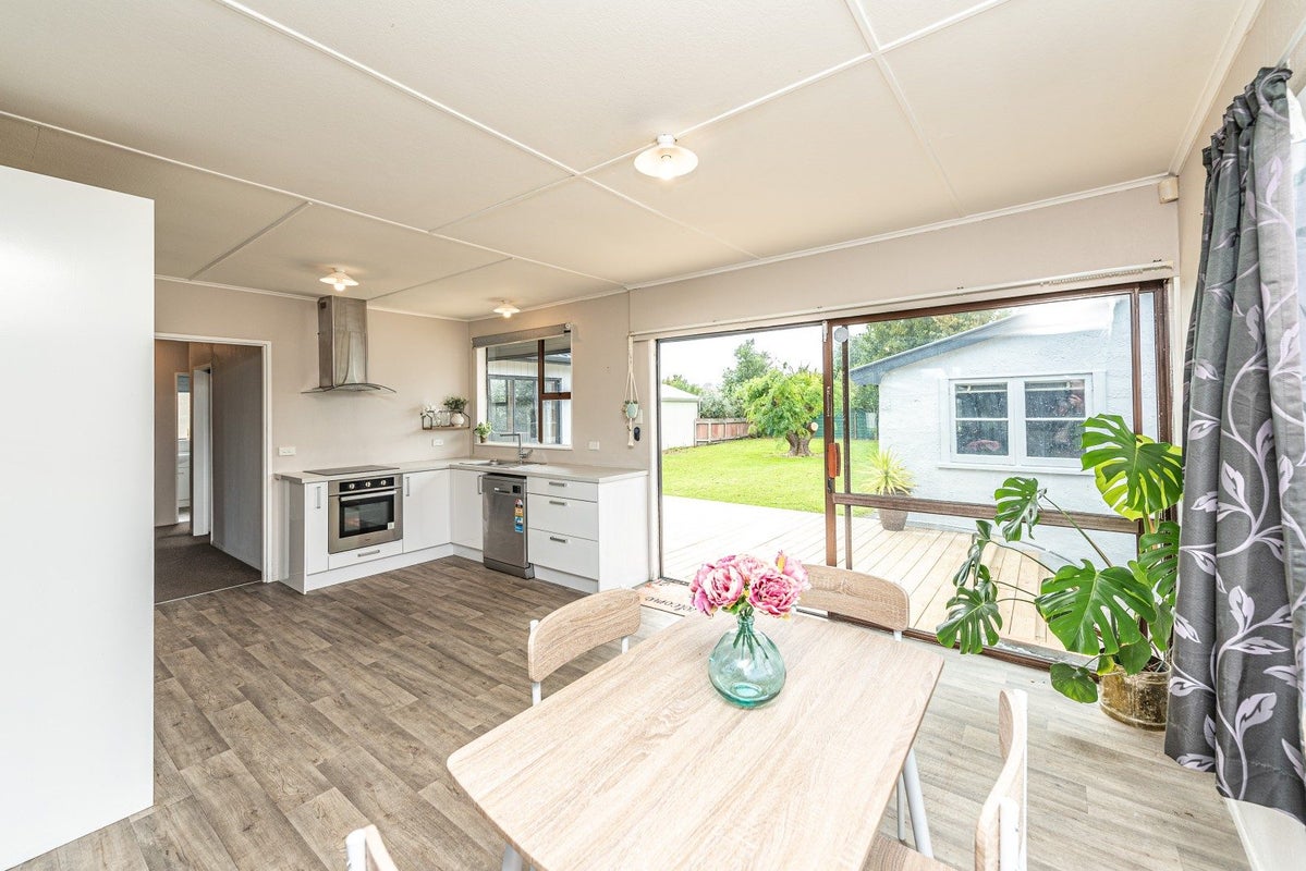 55 Patapu Street, Whanganui East, Whanganui - Carousel 2