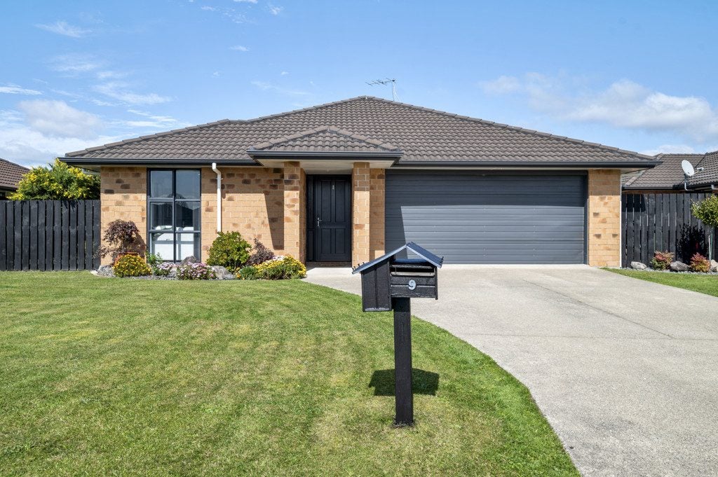 9 Kinder Place, Ngongotaha, Rotorua - Carousel 2
