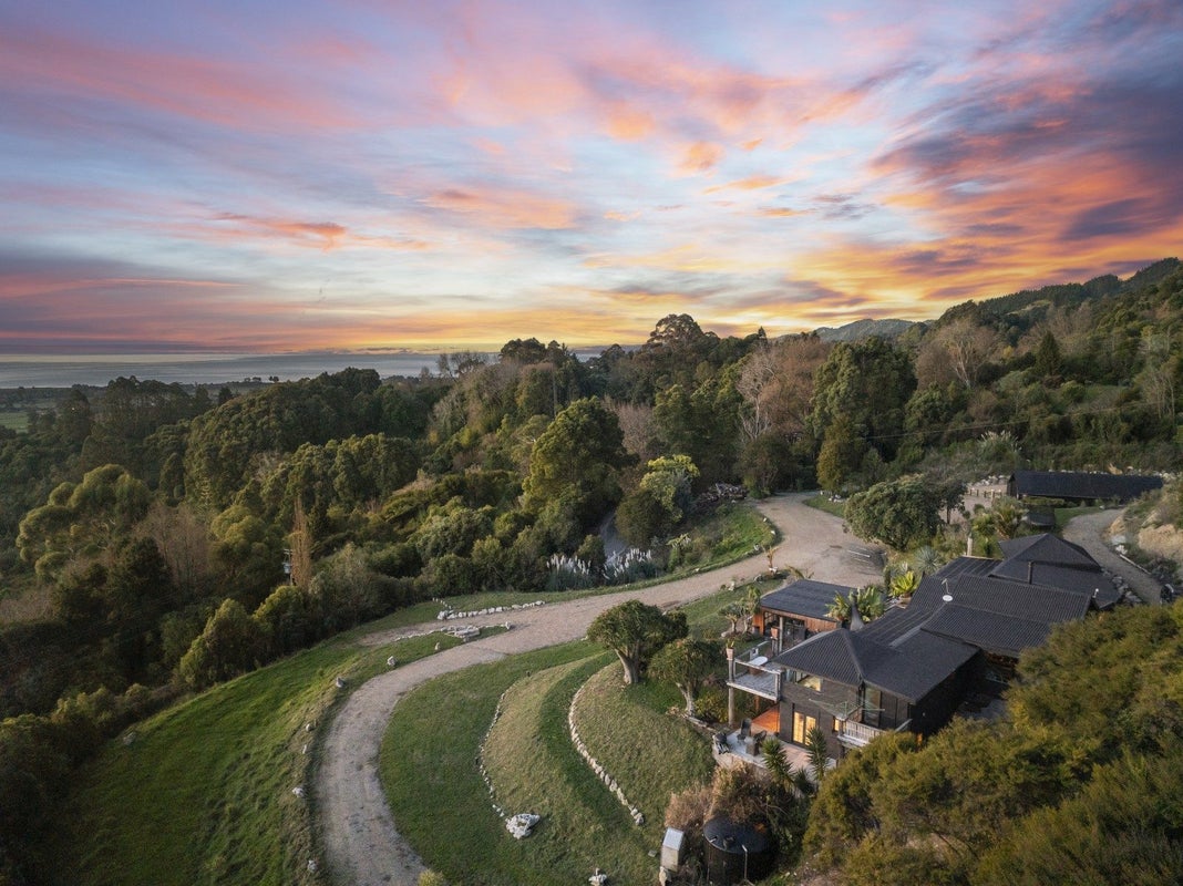 141 Rocklands Road, Takaka - Carousel 1