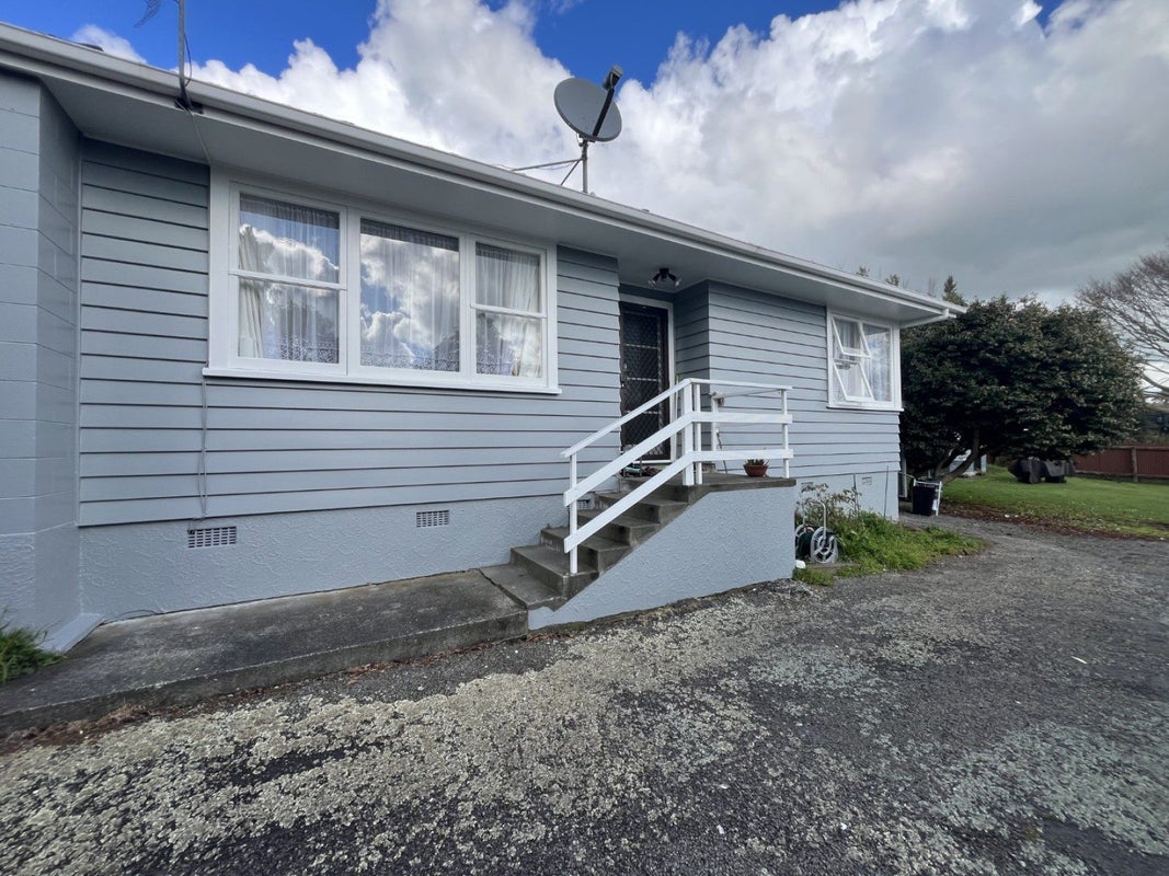 44 Pitama Road, Awapuni, Palmerston North - Carousel 1