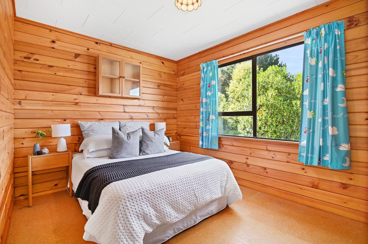6 Stoddart Terrace, Diamond Harbour, Lyttelton - Carousel 2