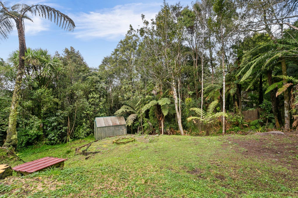 759 Scenic Drive, Henderson Valley, Auckland - Carousel 21