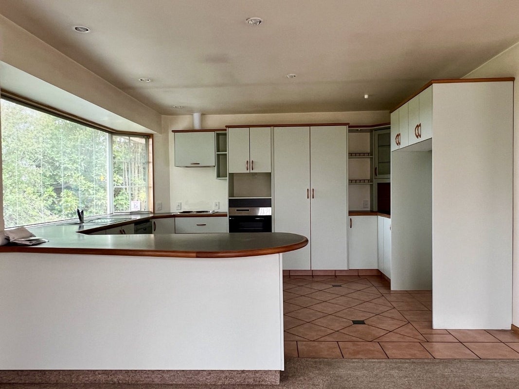 296 Mairehau Road, Burwood, Christchurch - Carousel 2