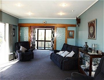 33 Juniper Road, Sunnynook, Auckland - Carousel 2