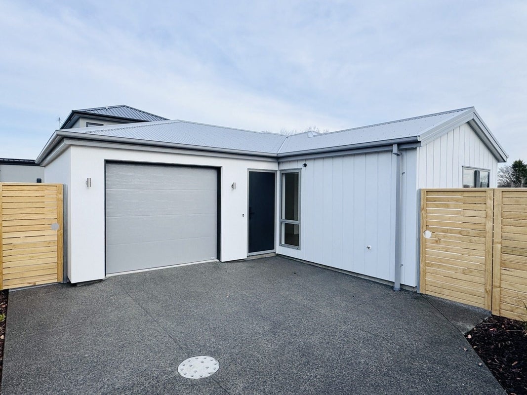 65 Chrysolite Place, Belfast, Christchurch - Carousel 1