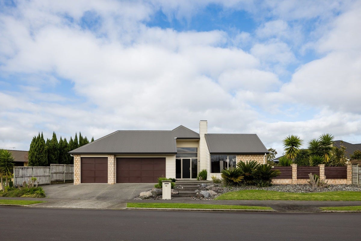 46 Palliser Drive, Huntington, Hamilton - Carousel 2