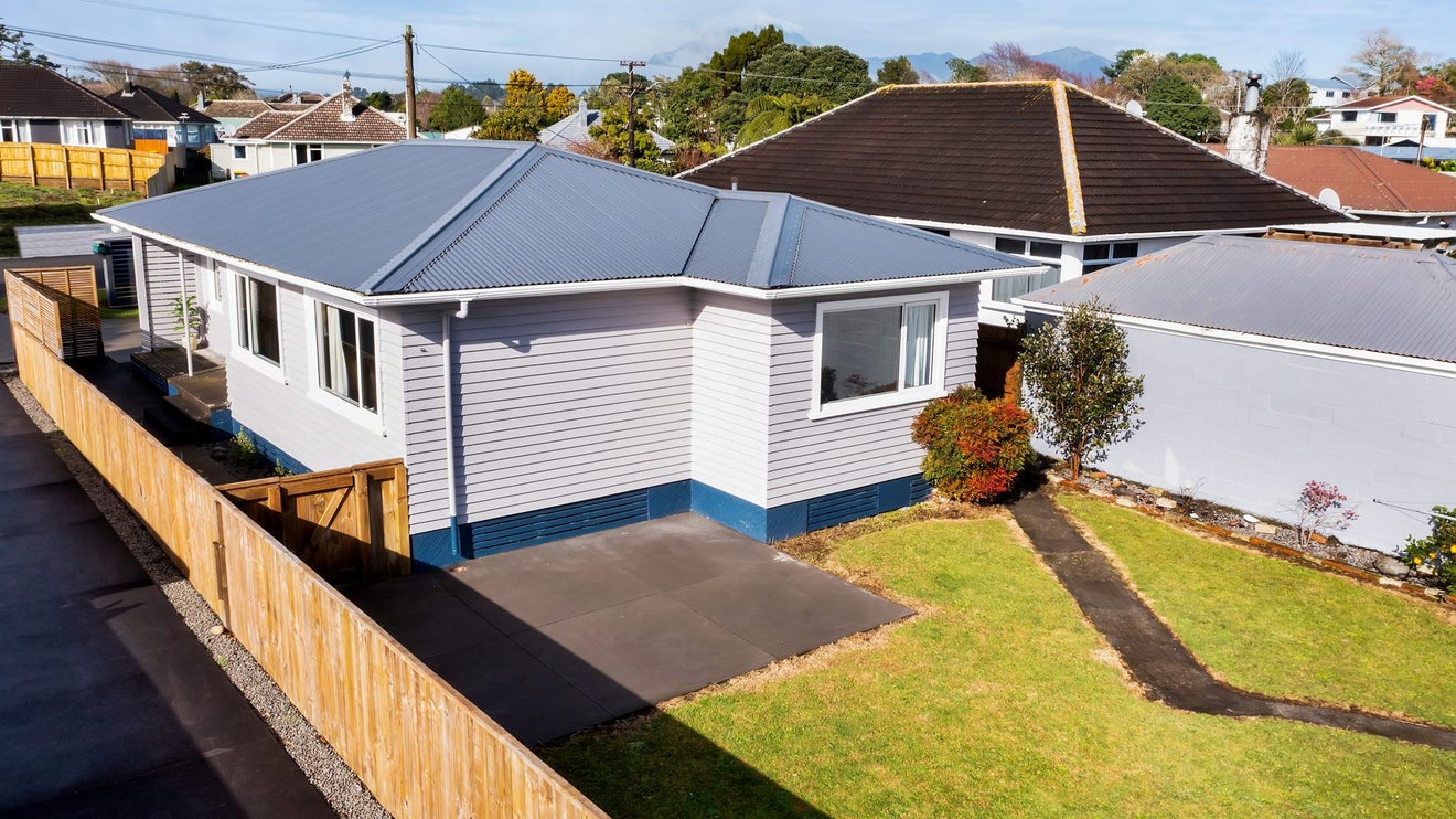 40 Doralto Road, Frankleigh Park, New Plymouth - Carousel 2