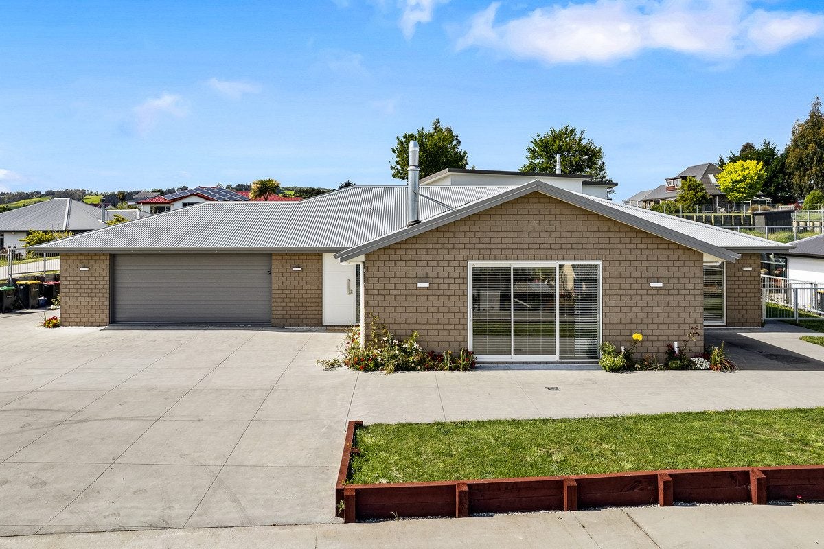 36C Severn Street, Green Island, Dunedin - Carousel 2