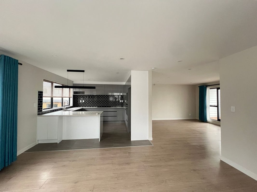 28B Routley Drive, Glen Eden, Auckland - Carousel 2