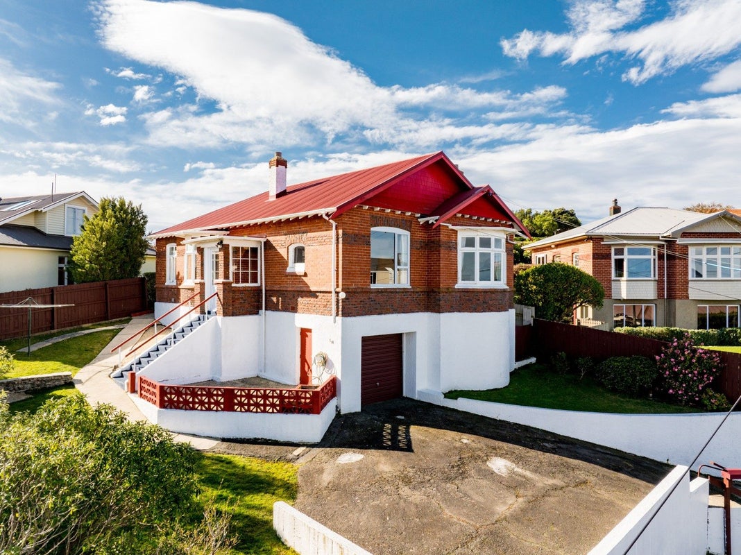 5 Hunt Street, Andersons Bay, Dunedin - Carousel 1