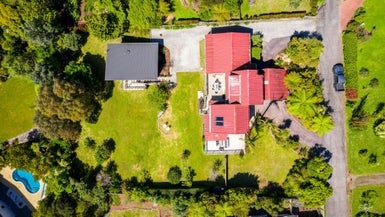 34 Laingfield Terrace, Laingholm, Auckland - Carousel 1