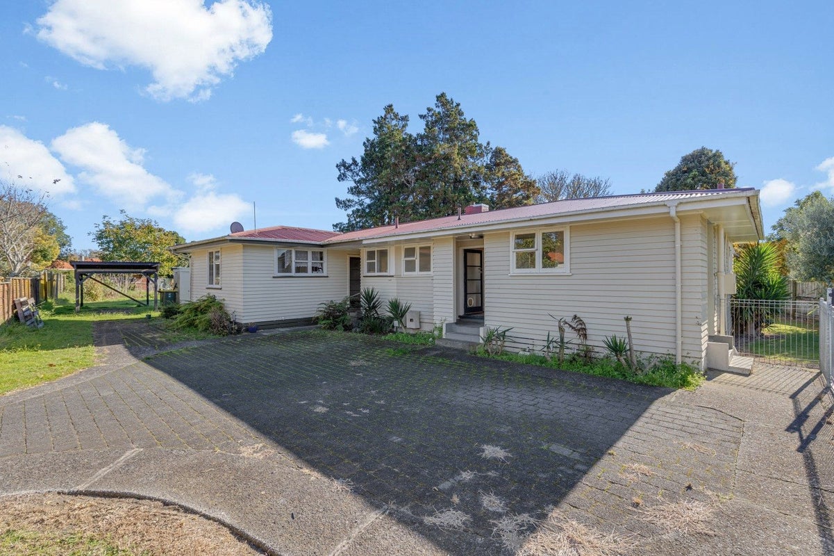 83B Jellicoe Drive, Hamilton East, Hamilton - Carousel 2