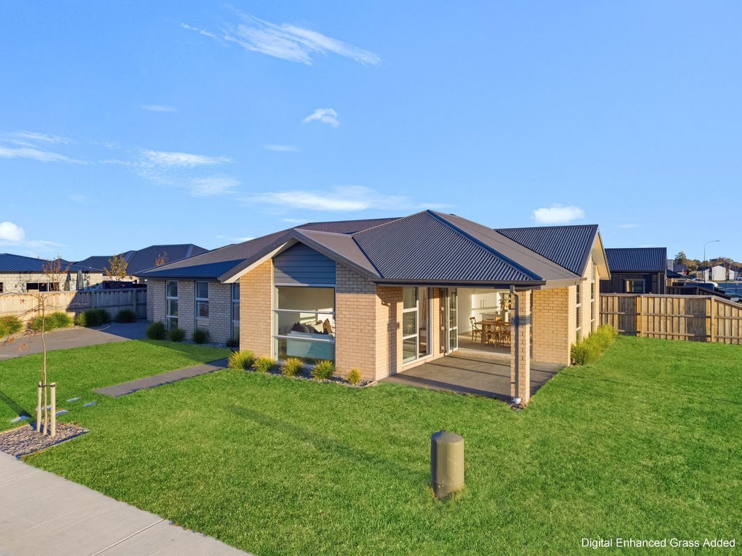 39 Chambers Avenue, Woodend, Woodend - Carousel 2