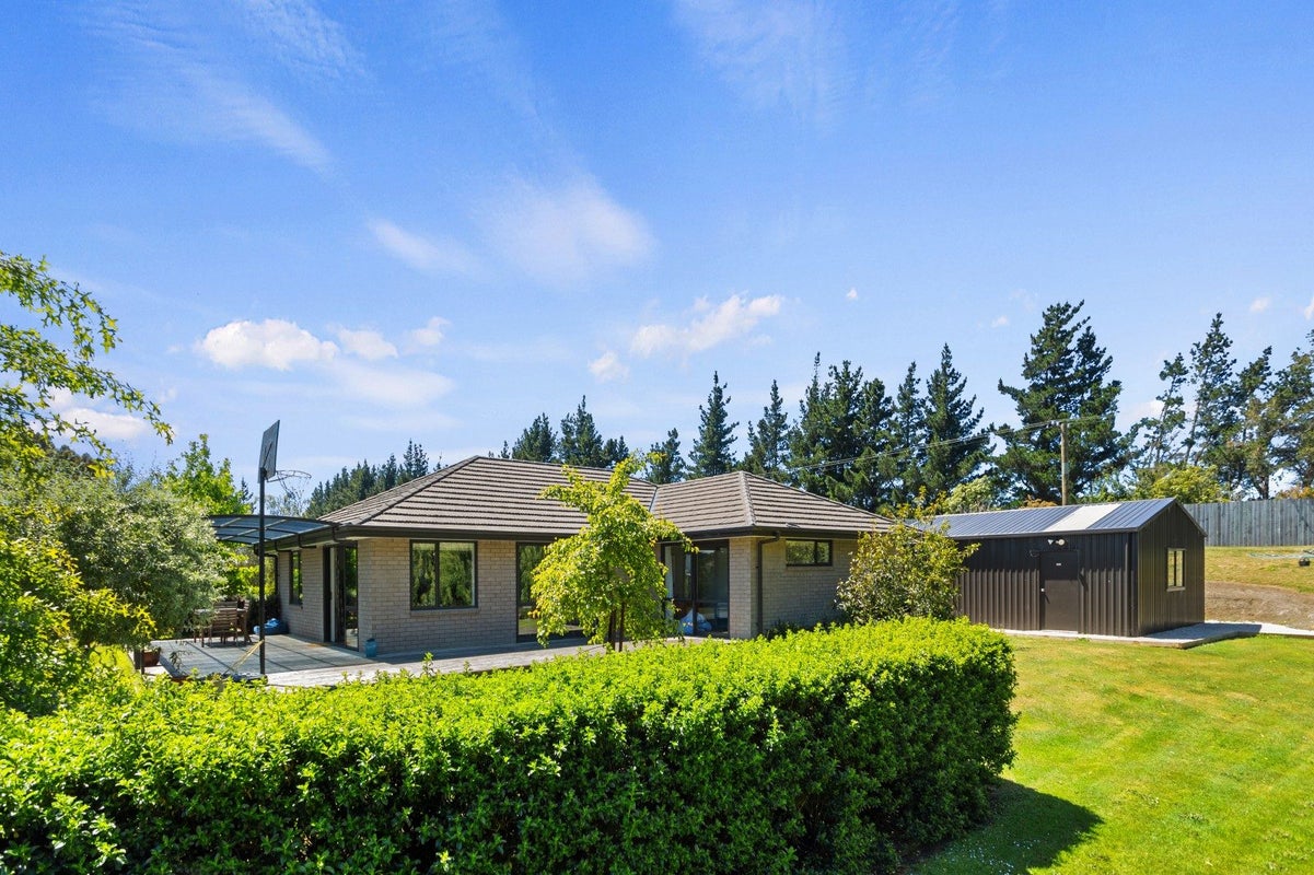 3/15 Thornton Close, Leithfield, Amberley - Carousel 1