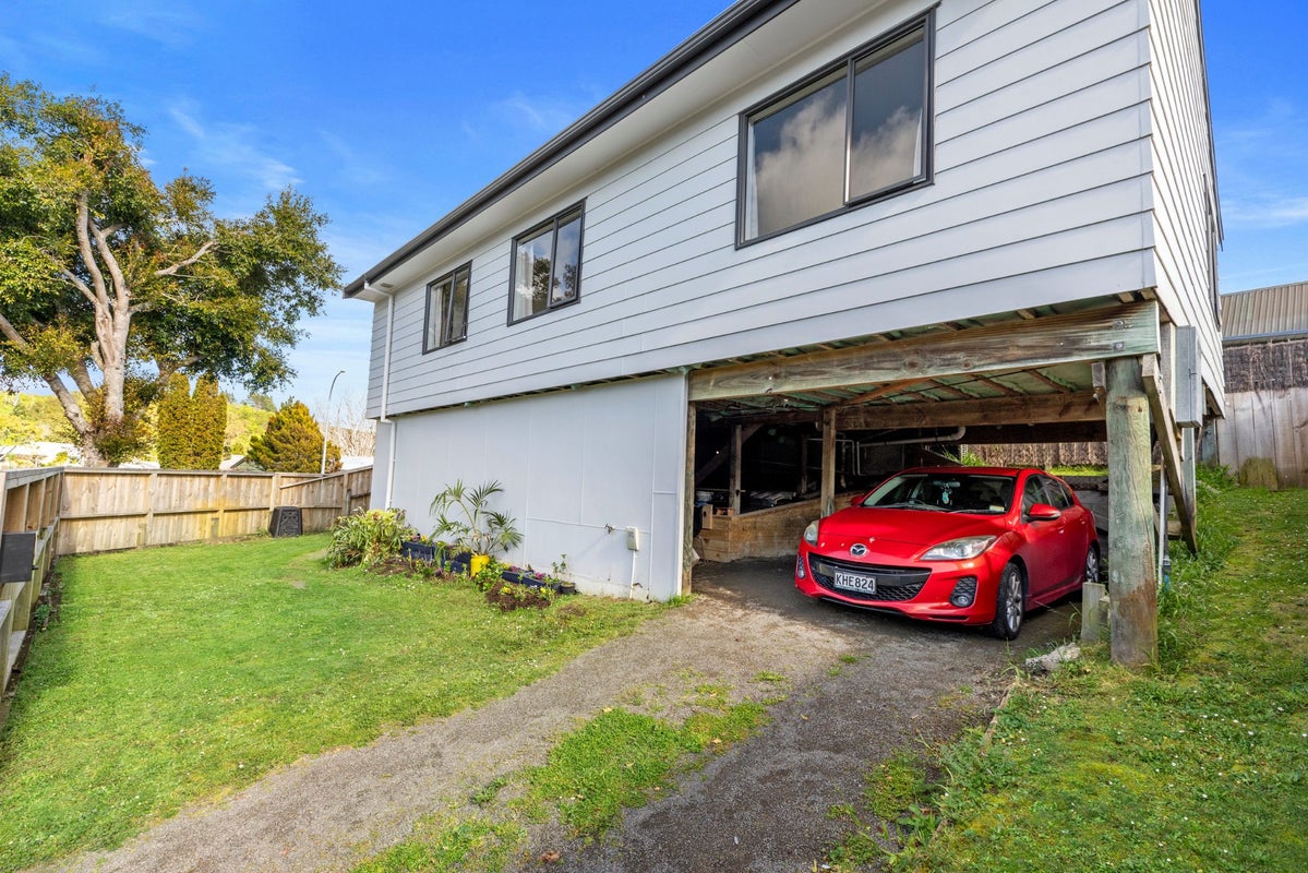 82 Meander Drive, Welcome Bay, Tauranga - Carousel 2