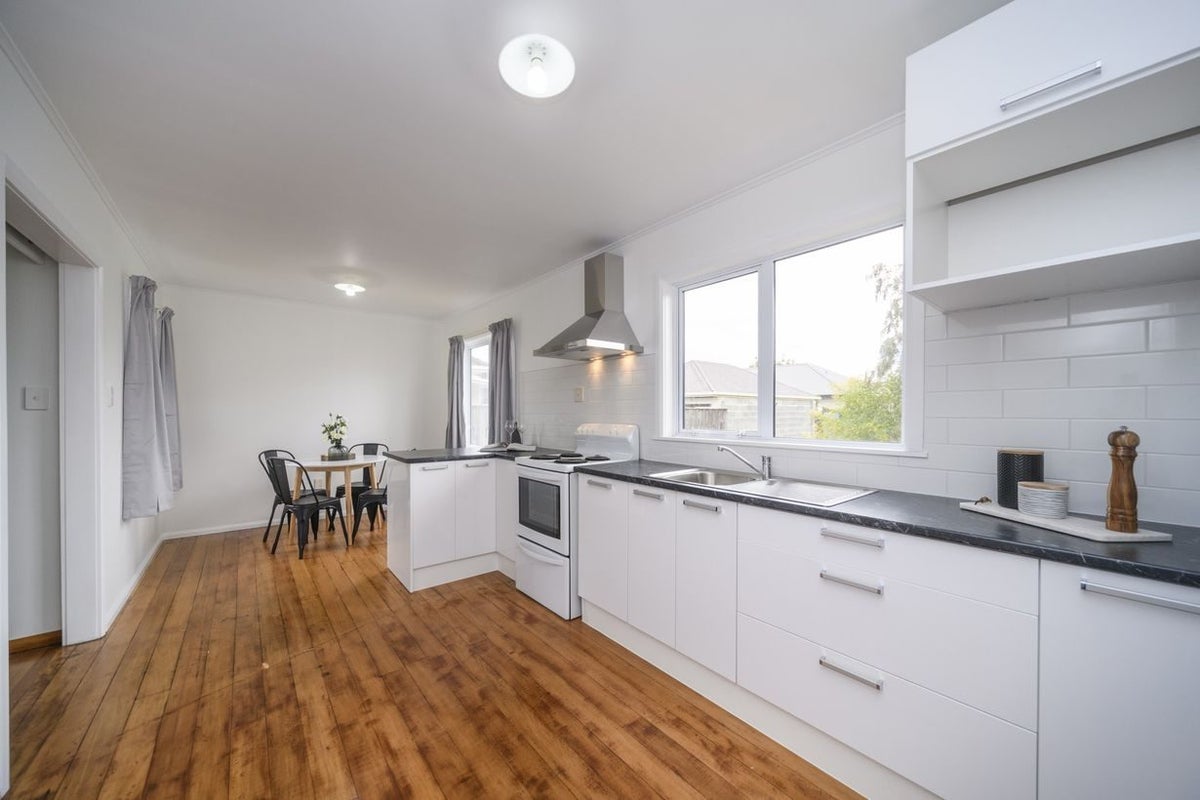 649 Featherston Street, Roslyn, Palmerston North - Carousel 2