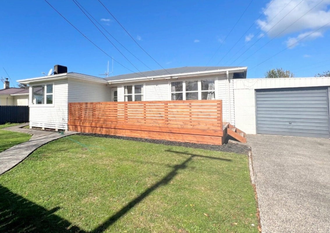 40 Sheridan Street, Silverdale, Hamilton - Carousel 14
