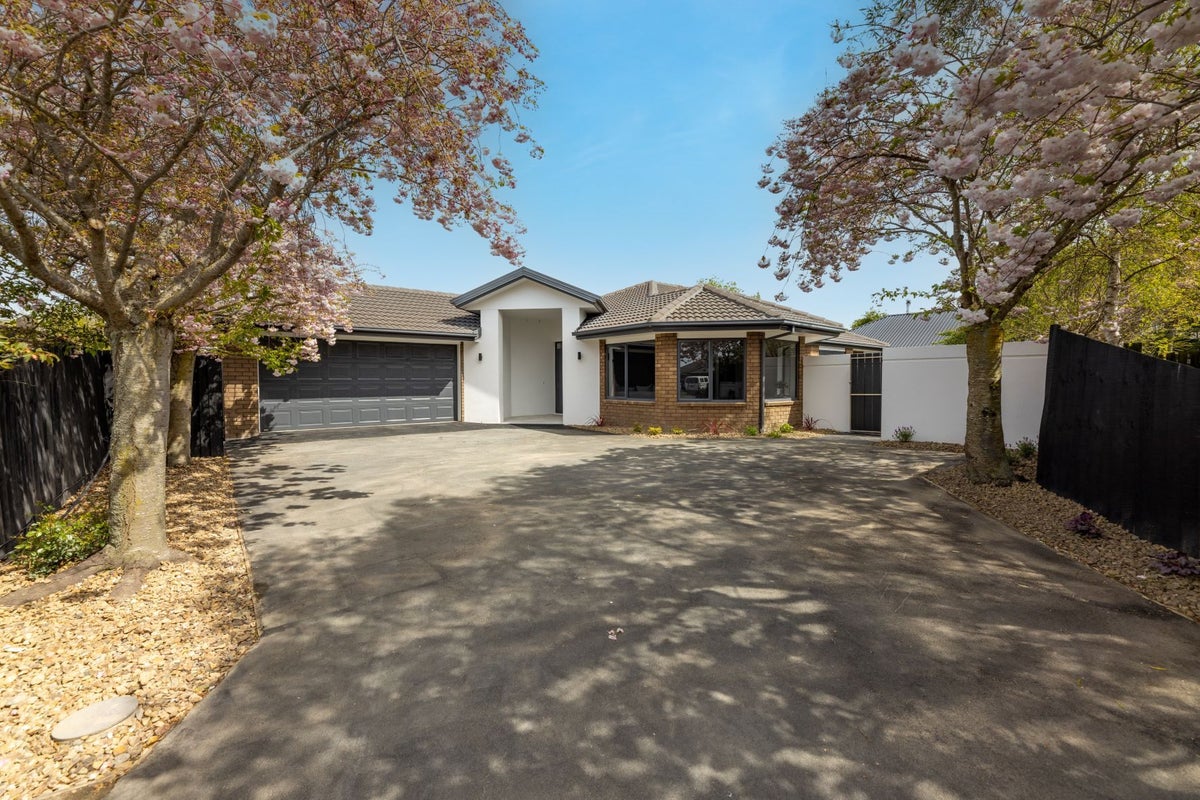 19 Excalibur Place, Burwood, Christchurch - Carousel 30