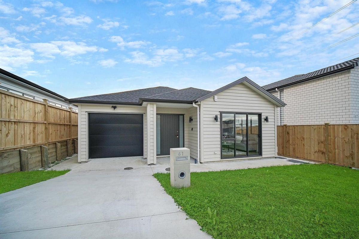 61 Drumbuoy Drive, Flat Bush, Auckland - Carousel 24
