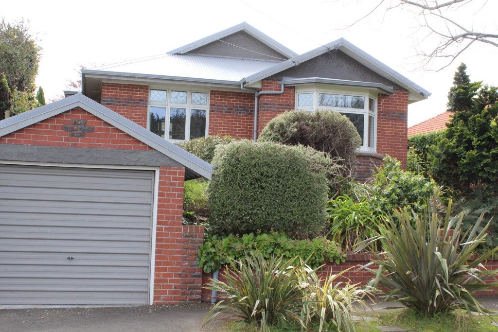 29 Grandview Crescent, Opoho, Dunedin - Carousel 1