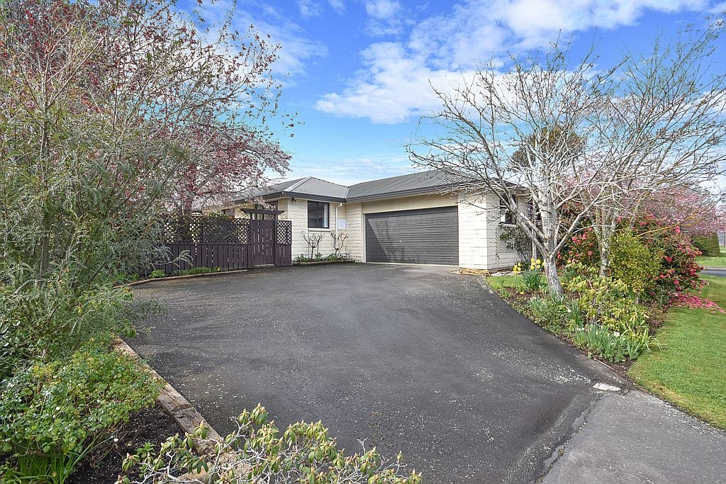 139 North Taieri Road, Abbotsford, Dunedin - Carousel 1