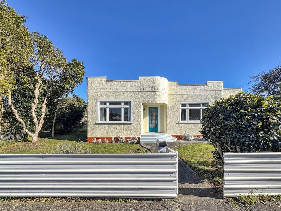 81 Moana Street, Whanganui East, Whanganui - Carousel 2