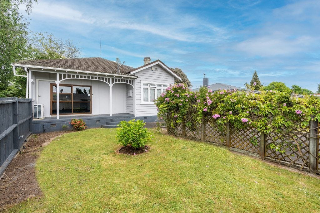 13 Wye Street, Frankton, Hamilton - Carousel 2