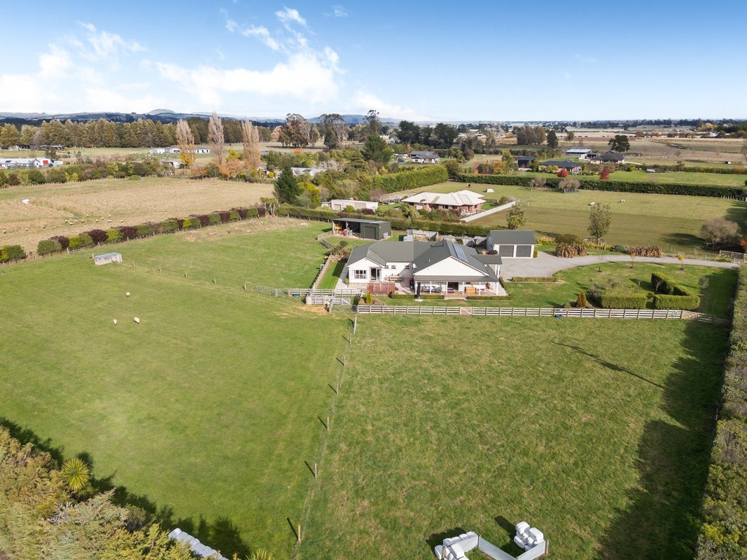 270 Hughes Line, Masterton - Carousel 23