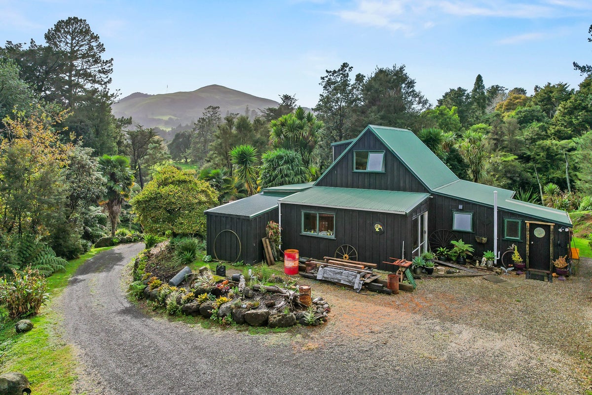 50 Crown Hill Road, Karangahake, Hauraki, Waikato - Carousel 1
