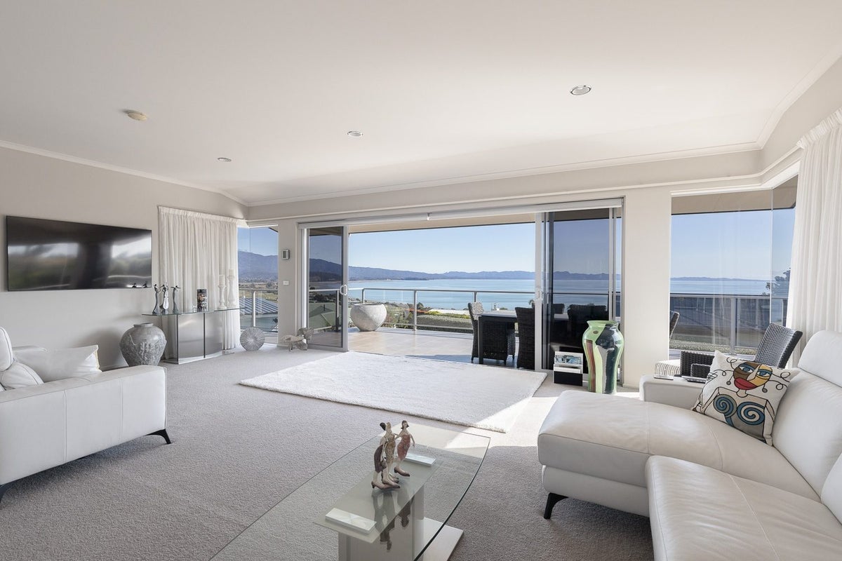 30 Bay Vista Drive, Pohara - Carousel 2