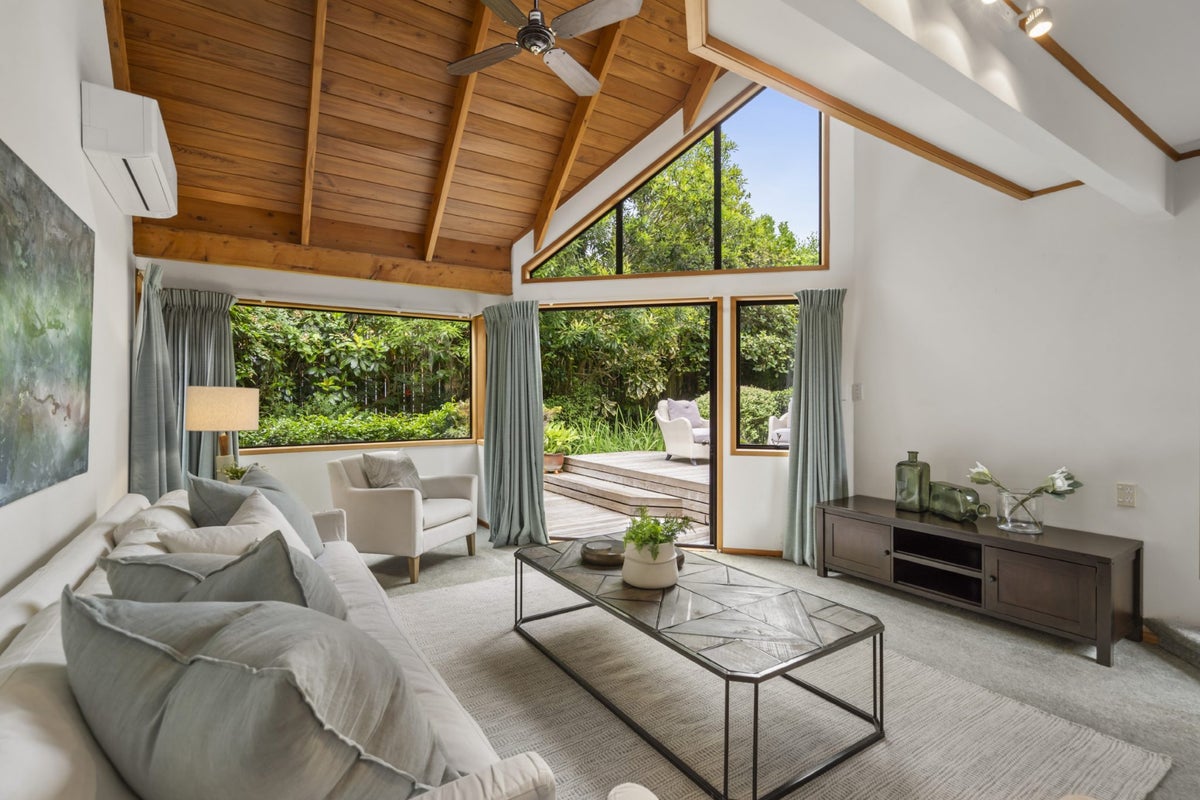 265 Lake Road, Belmont, Auckland - Carousel 2