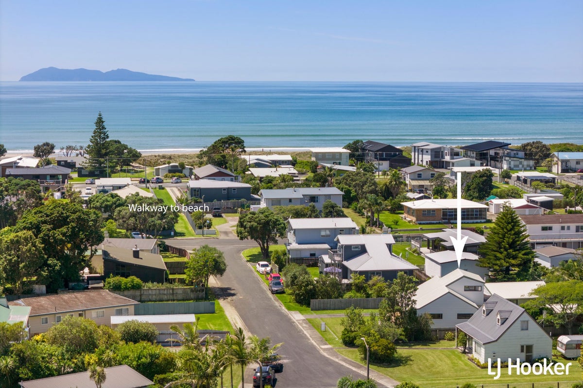 1 Patterson Place, Waihi Beach, Waihi Beach - Carousel 25