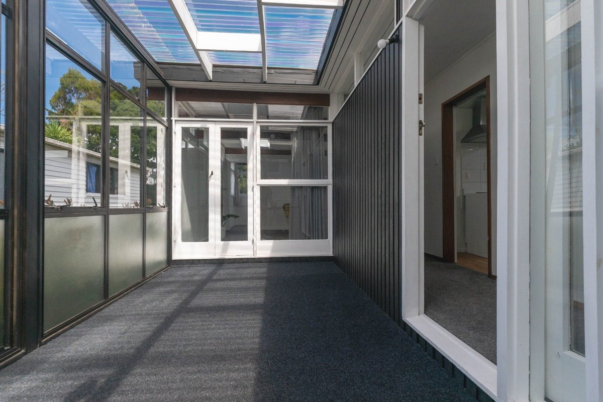 12A Matata Street, Blockhouse Bay, Auckland City, Auckland - Carousel 10
