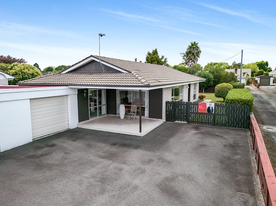 1126B Heaphy Terrace, Fairfield, Hamilton - Carousel 1