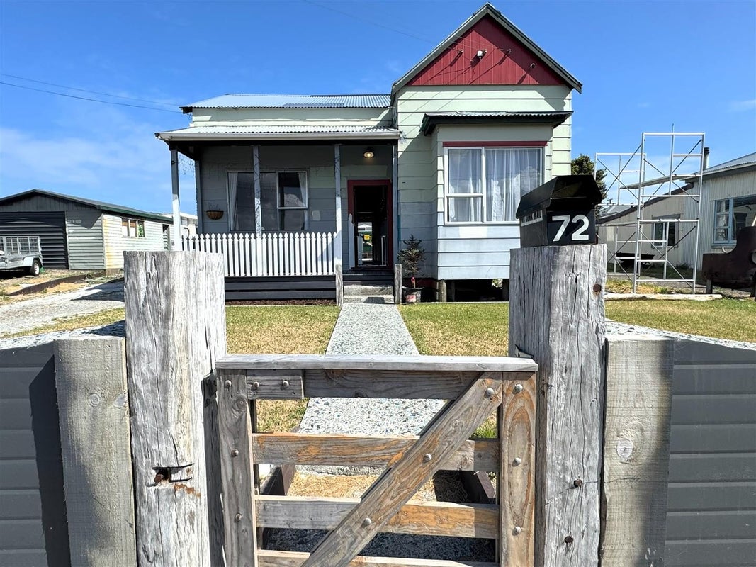 72 Packers Quay, Blaketown, Greymouth - Carousel 2