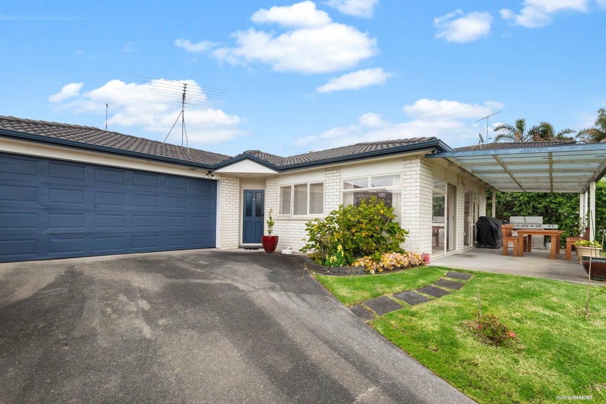 63 Elan Place, Stanmore Bay, Whangaparaoa - Carousel 1