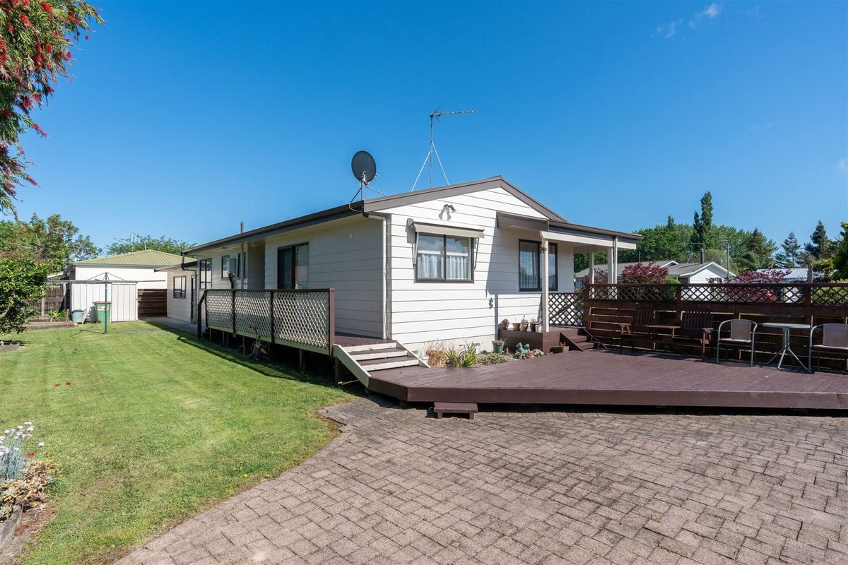 4 McKain Place, Fitzroy, Hamilton - Carousel 1