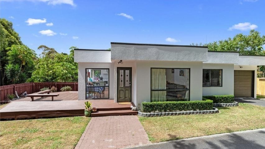 30 Ranfurly Avenue, Fairfield, Hamilton - Carousel 2