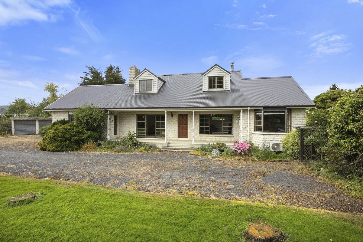 14 Poplar Road East, Henley, Mosgiel - Carousel 2