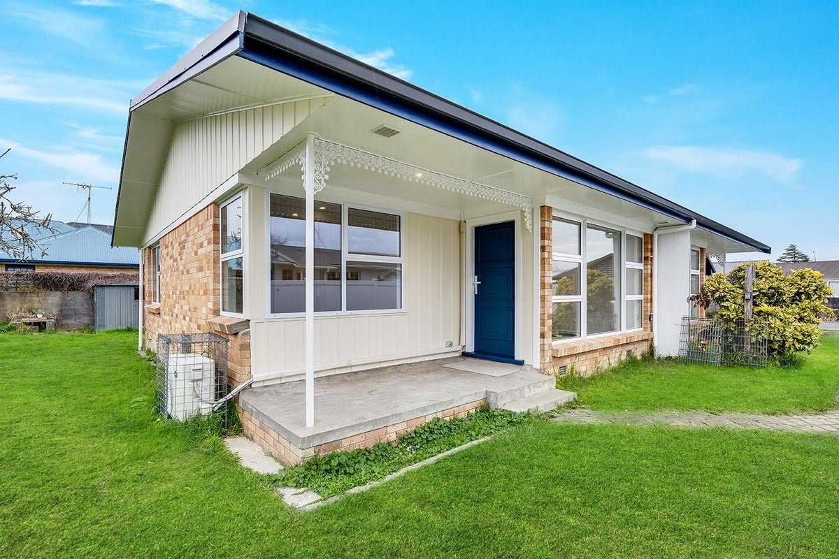 8B Duncan Road, St Andrews, Hamilton - Carousel 2