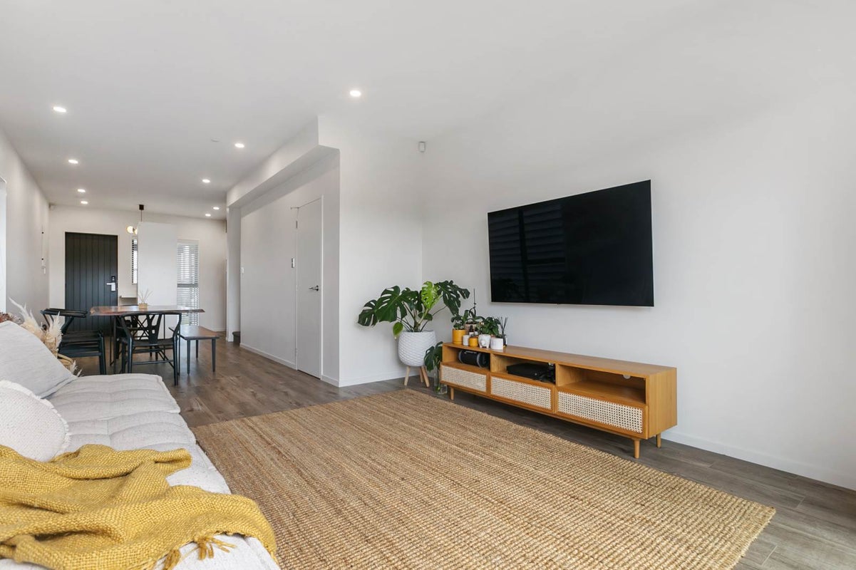 22 Taiaha Street, Ardmore, Auckland - Carousel 2
