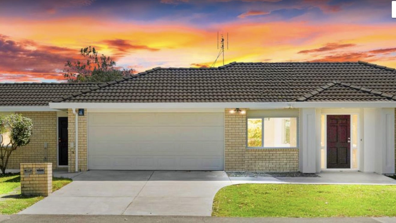 1 Borris Close, East Tamaki, Auckland - Carousel 1