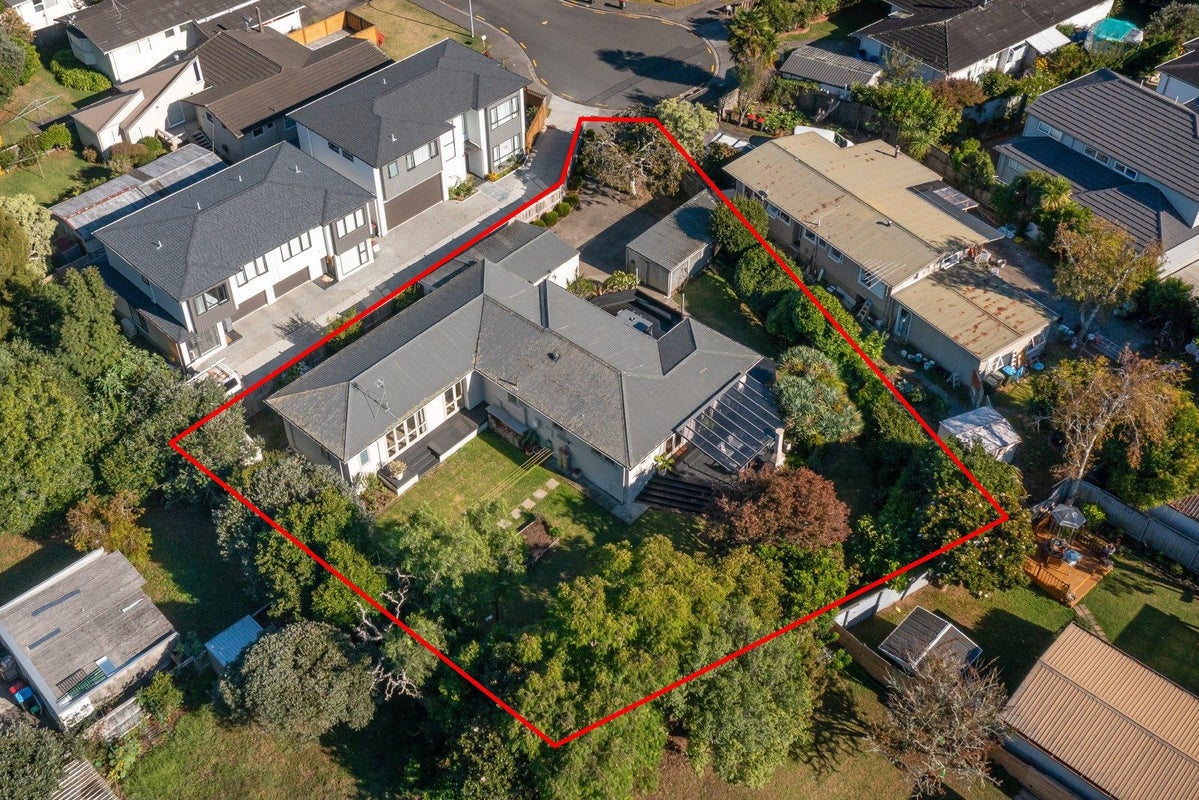 15 Baden Powell Place, Remuera, Auckland - Carousel 2