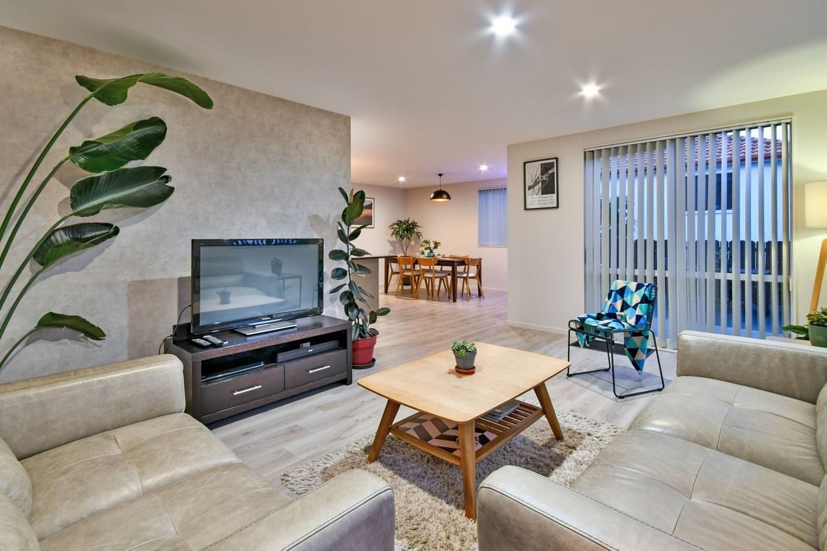 214 Hill Road, The Gardens, Auckland - Carousel 2