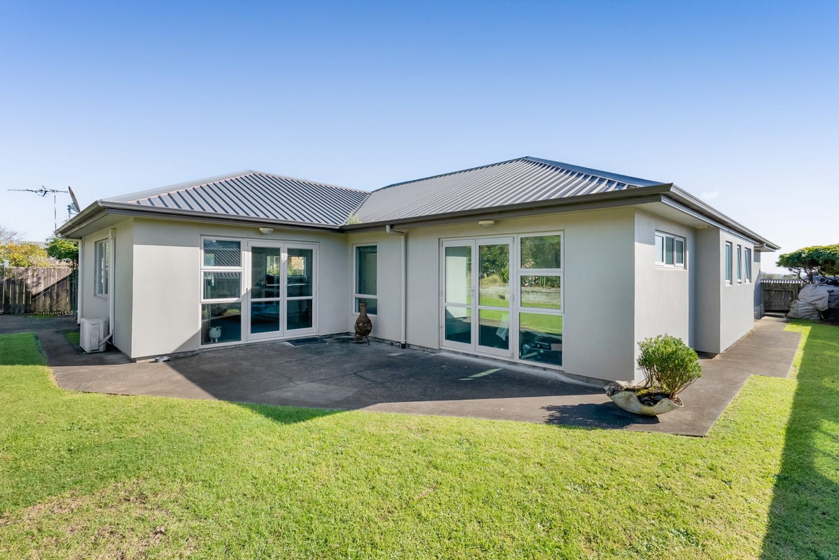 30 Penrod Drive, Bell Block, New Plymouth - Carousel 2