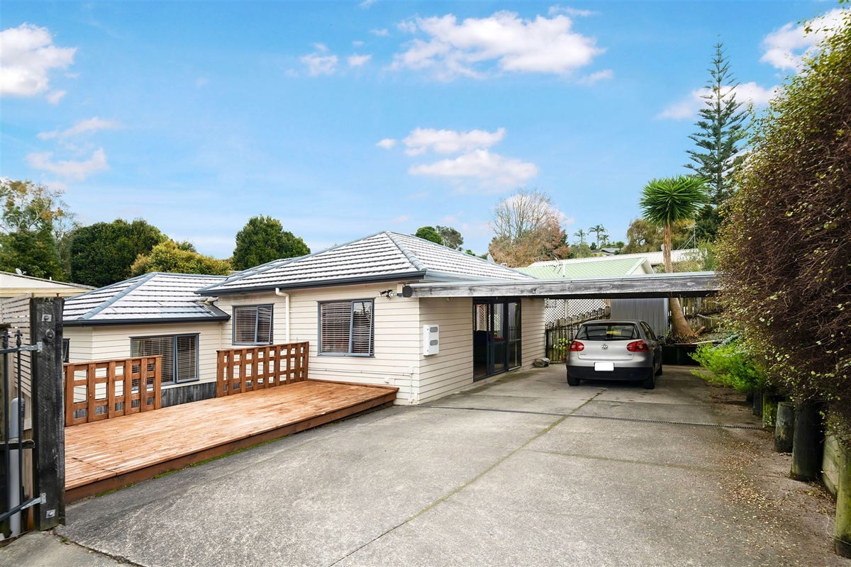 25A Rehia Road, Massey, Auckland - Carousel 2