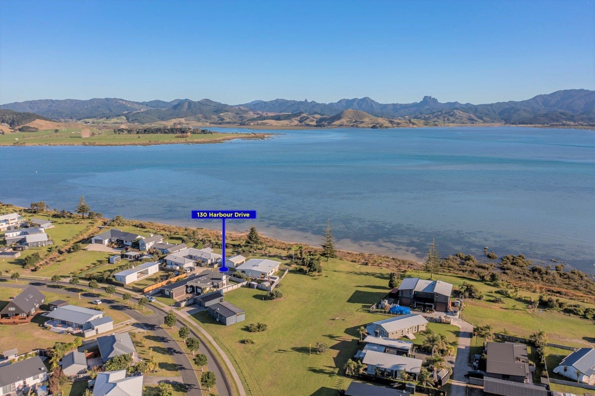 130 Harbour Drive, Matarangi, Whitianga - Carousel 1